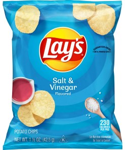 LAY'S SALT & VINEGAR CHIPS 64/1.5 OZ